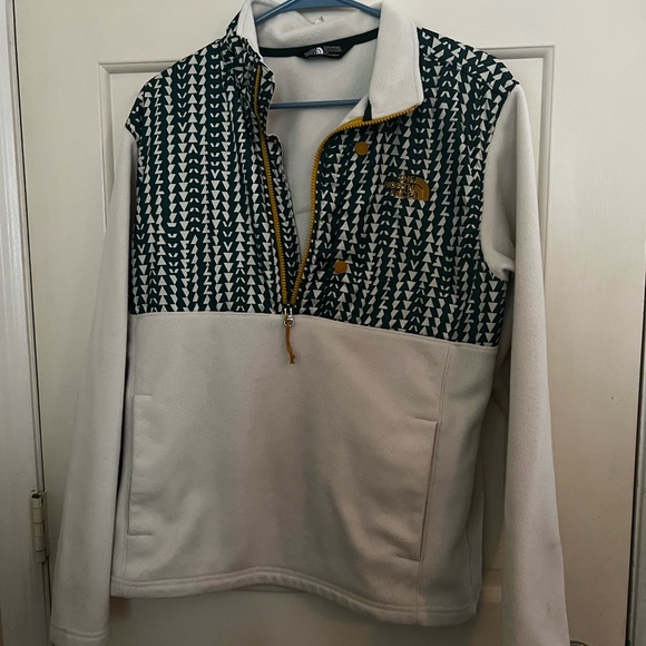 THE NORTH FACE off white FLEECE W/ GREEN YELLOW DETAIL 1/2 ZIP MEN’S SZ Large - Picture 1 of 5